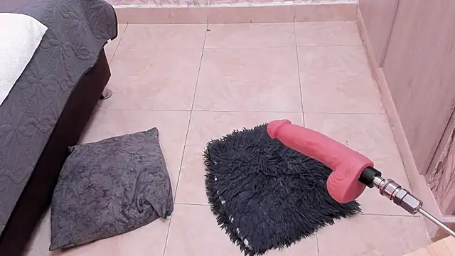 Snapshot of SASHA_BROWNIE__ chatting on November 2025 08:00:01 PM SASHA BROWNIE online show from November 2025 08:00:01 PM