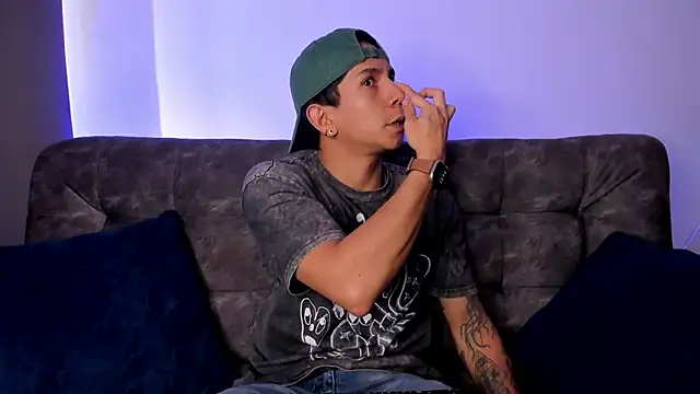 j deex online show from November 2025 05:48:01 PM