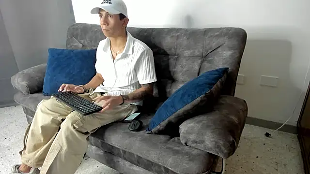 j deex online show from December 2025 05:29:02 PM