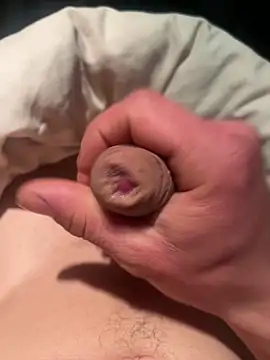 zizidur online show from April 2026 10:46:02 PM