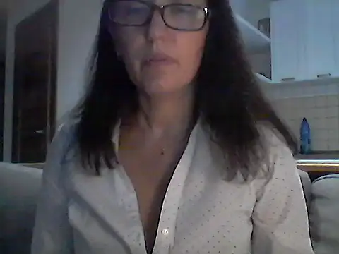 Snapshot of Elena48324 chatting on September 2025 12:48:01 PM Elena48324 online show from September 2025 12:48:01 PM