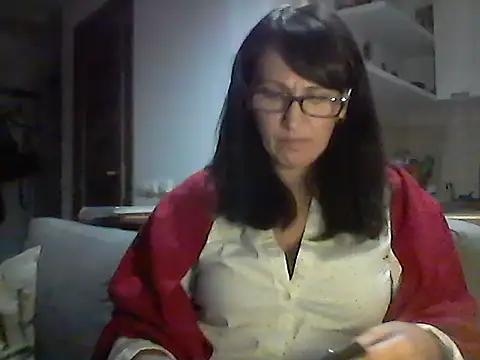 Snapshot of Elena48324 chatting on November 2025 06:53:01 PM Elena48324 online show from November 2025 06:53:01 PM