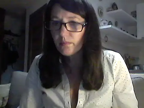 Snapshot of Elena48324 chatting on November 2025 02:15:01 PM Elena48324 online show from November 2025 02:15:01 PM