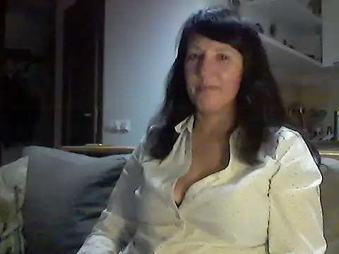 Snapshot of Elena48324 chatting on November 2025 06:30:01 PM Elena48324 online show from November 2025 06:30:01 PM