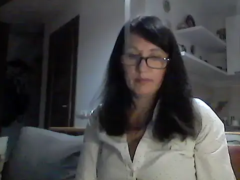 Snapshot of Elena48324 chatting on November 2025 02:05:01 PM Elena48324 online show from November 2025 02:05:01 PM