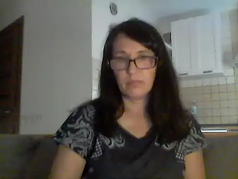 Snapshot of Elena48324 chatting on June 2026 05:44:01 PM Elena48324 online show from June 2026 05:44:01 PM
