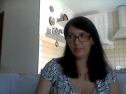 Snapshot of Elena48324 chatting on June 2026 09:26:01 AM Elena48324 online show from June 2026 09:26:01 AM