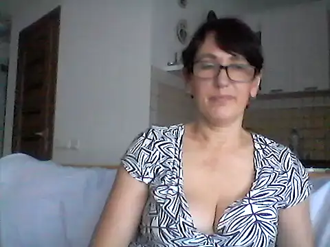 Snapshot of Elena48324 chatting on July 2026 11:16:02 AM Elena48324 online show from July 2026 11:16:02 AM