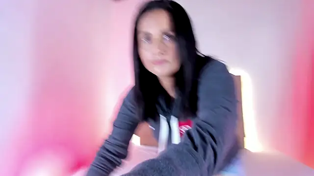 Zafiro  Brown online show from October 2025 12:14:01 PM