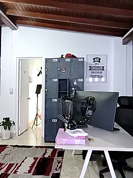 Zafiro  Brown online show from December 2025 09:02:01 AM