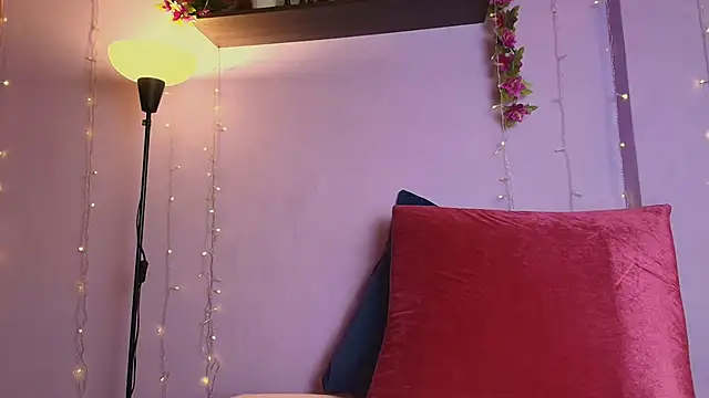 Snapshot of Dafne_Mel chatting on October 2025 12:50:02 PM Dafne Mel online show from October 2025 12:50:02 PM