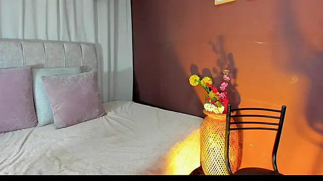 Snapshot of Dafne_Mel chatting on November 2025 08:12:01 PM Dafne Mel online show from November 2025 08:12:01 PM