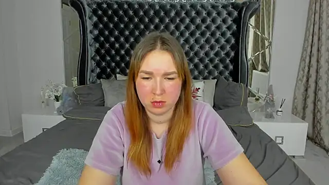 Sofii darling online show from February 2026 05:33:01 PM