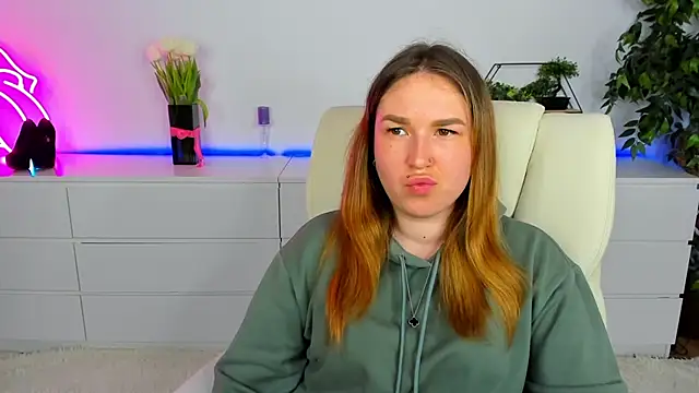 Sofii darling online show from March 2026 07:20:02 PM