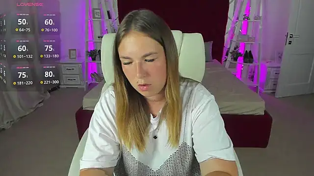 Sofii darling online show from July 2026 04:35:02 PM