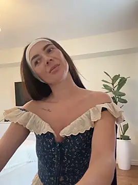 AmandaStoun online show from June 2026 03:58:02 PM
