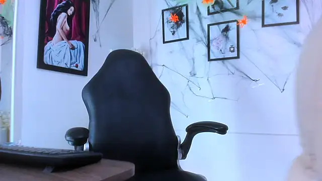 Snapshot of Ariana_costa chatting on October 2025 01:46:02 PM Ariana costa online show from October 2025 01:46:02 PM