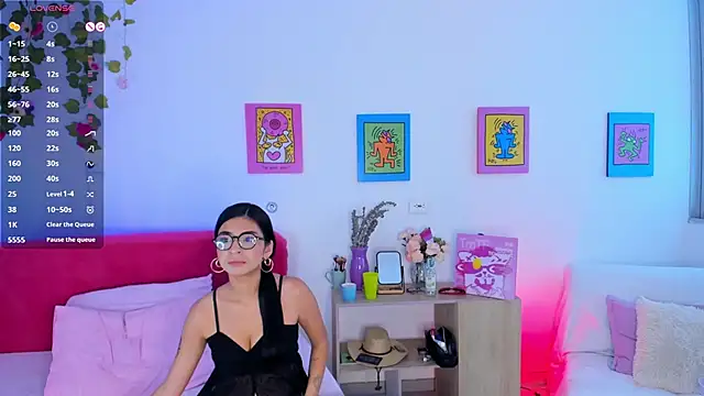 Snapshot of AprilAddams_ chatting on September 2025 09:27:01 PM AprilAddams  online show from September 2025 09:27:01 PM