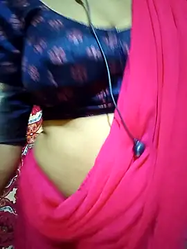 Snapshot of Tamil_Mohini chatting on February 2026 03:02:02 AM Tamil Mohini online show from February 2026 03:02:02 AM