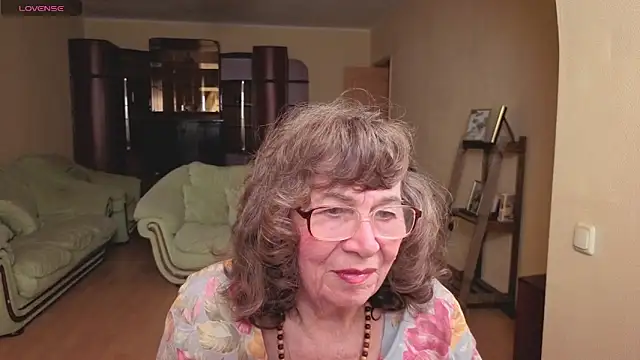 Betty Brick online show from April 2026 01:59:01 PM
