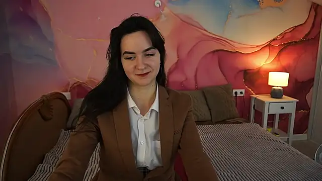 Snapshot of BerryDiva chatting on November 2025 07:42:01 AM BerryDiva online show from November 2025 07:42:01 AM