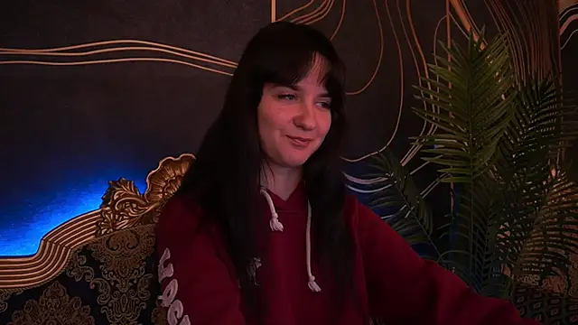 Snapshot of BerryDiva chatting on December 2025 09:10:02 PM BerryDiva online show from December 2025 09:10:02 PM