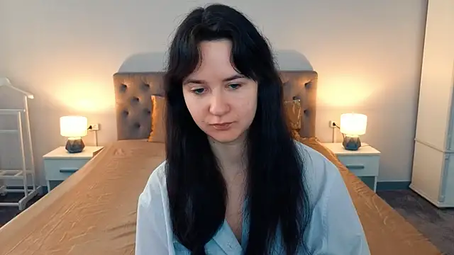 BerryDiva online show from April 2026 06:33:01 AM