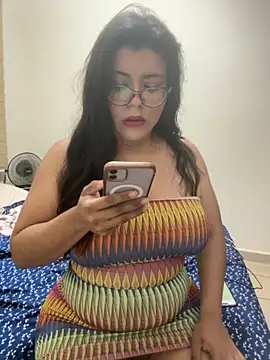 Snapshot of karysweetbeaury chatting on September 2025 03:11:01 AM karysweetbeaury online show from September 2025 03:11:01 AM