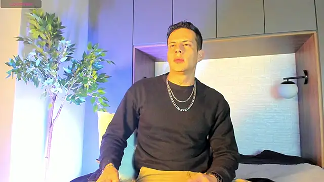 Snapshot of Dustin_Sonne chatting on November 2025 03:45:02 AM Dustin Sonne online show from November 2025 03:45:02 AM