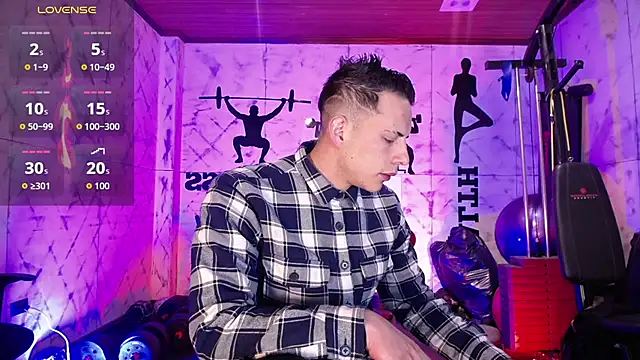 Snapshot of Dustin_Sonne chatting on December 2025 03:36:02 AM Dustin Sonne online show from December 2025 03:36:02 AM