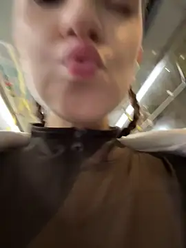 katexxxx online show from November 2025 05:57:01 PM