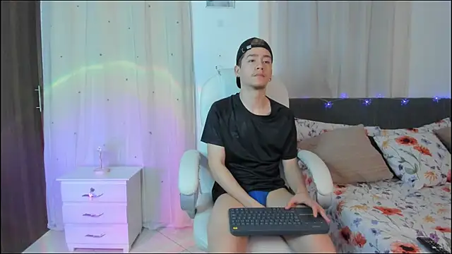 ThiagooJames online show from January 2026 05:09:01 AM