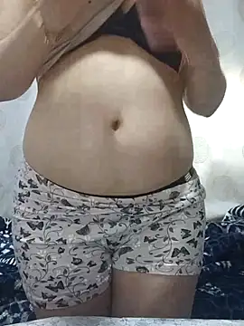 Snapshot of linakhalifa chatting on May 2026 01:38:01 PM linakhalifa online show from May 2026 01:38:01 PM