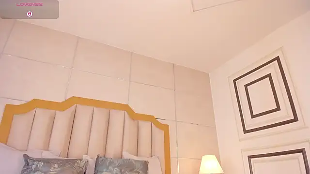 MaddieParker online show from November 2025 07:56:02 PM