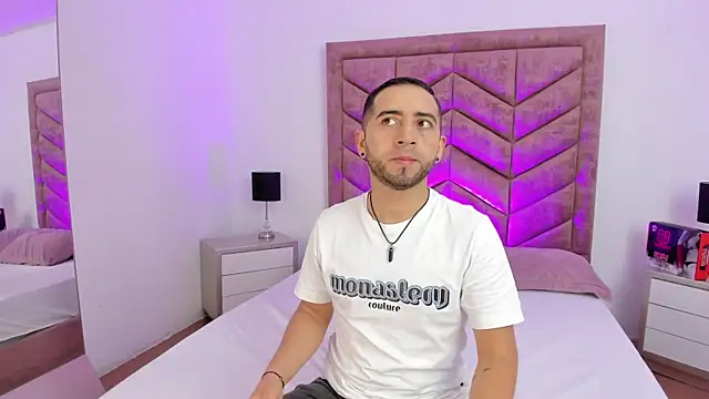 Lushian  online show from March 2026 03:12:02 PM