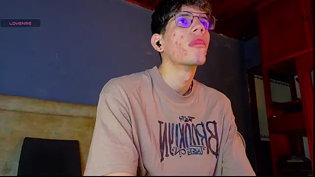 david huge online show from November 2025 01:22:02 PM