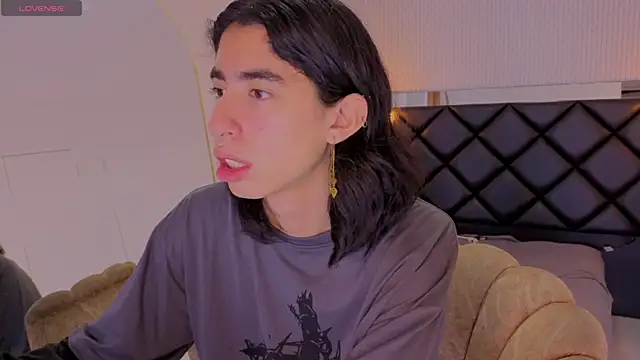 Snapshot of ryo_light chatting on March 2026 04:17:02 AM ryo light online show from March 2026 04:17:02 AM