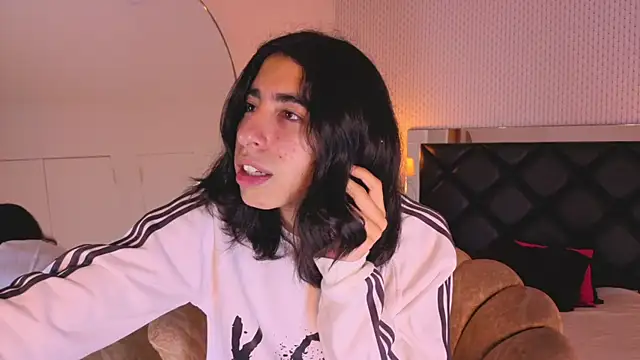 Snapshot of ryo_light chatting on May 2026 03:46:01 AM ryo light online show from May 2026 03:46:01 AM
