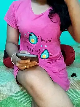 Snapshot of Arshii chatting on September 2025 03:33:01 PM Arshii online show from September 2025 03:33:01 PM