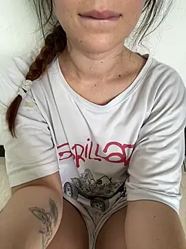 Snapshot of Megan_colsom chatting on January 2026 06:12:02 PM Megan colsom online show from January 2026 06:12:02 PM