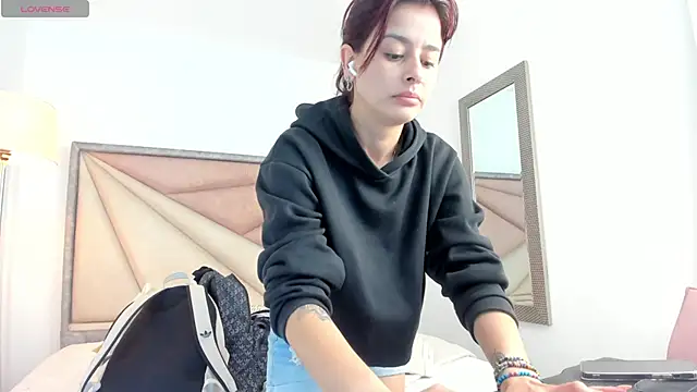 Snapshot of valerieMattson chatting on October 2025 05:53:01 PM valerieMattson online show from October 2025 05:53:01 PM