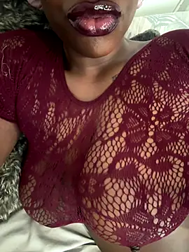 Snapshot of bustyblackebony chatting on October 2025 10:56:02 AM bustyblackebony online show from October 2025 10:56:02 AM