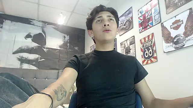 Ethann1  online show from October 2025 04:02:02 AM