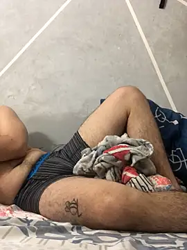 Cesar Augusto online show from November 2025 03:07:01 AM