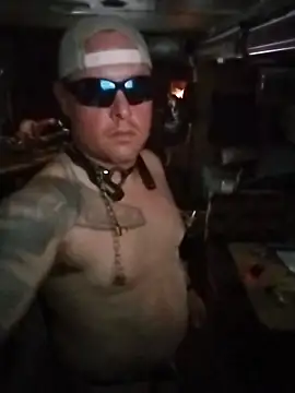 JoeyUhOh online show from December 2025 06:09:01 AM