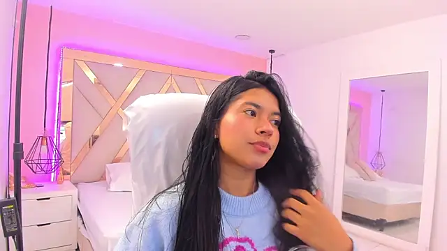 samantaa shy online show from April 2026 02:38:01 AM