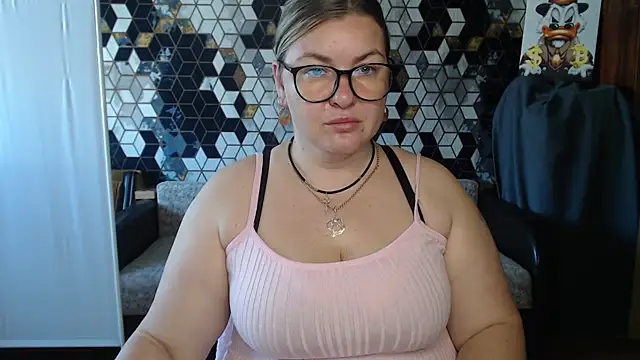 NikaSkylink online show from May 2026 05:02:02 AM