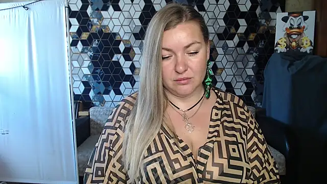 NikaSkylink online show from May 2026 04:54:01 AM