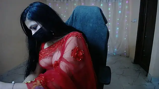 Divvya  online show from January 2026 07:39:01 PM