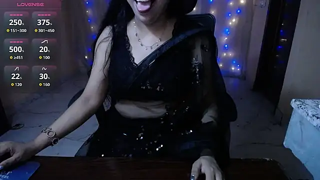 Snapshot of Divvya_ chatting on July 2026 07:20:02 PM Divvya online show from July 2026 07:20:02 PM